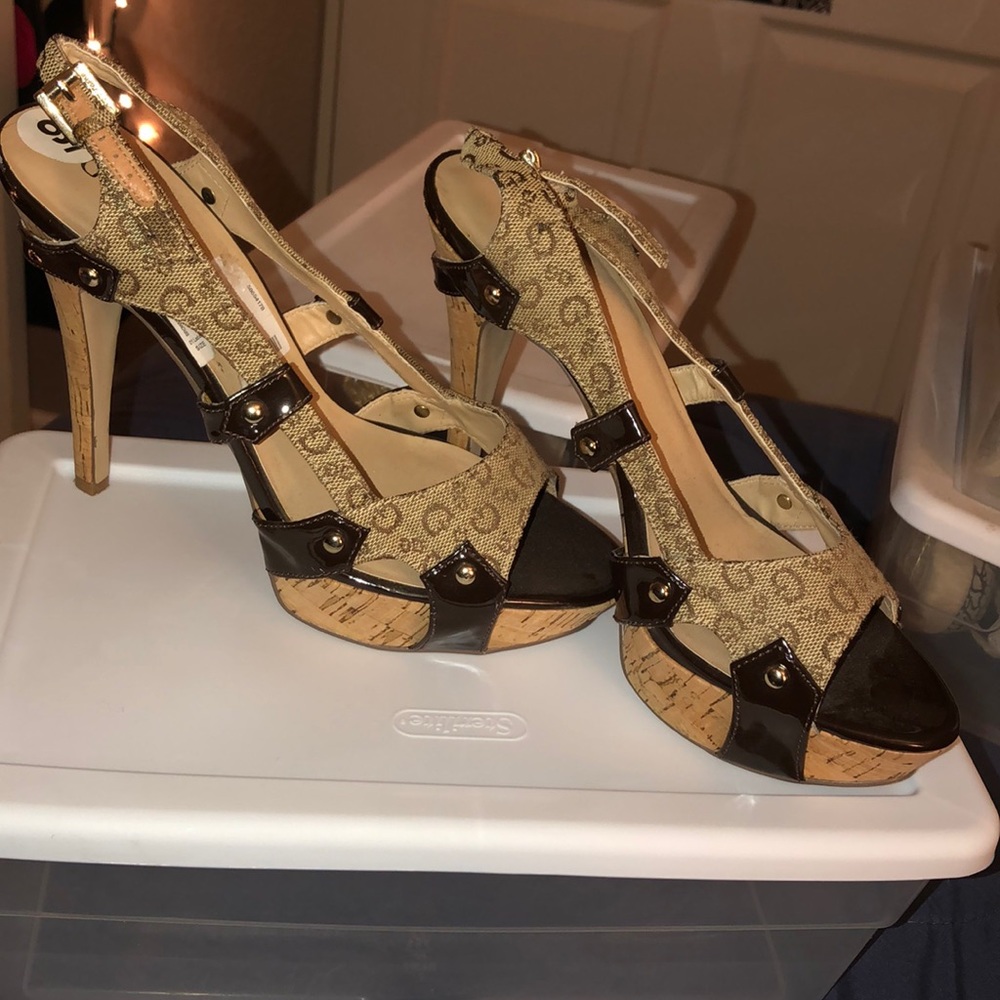 HEELS brown and tan guess